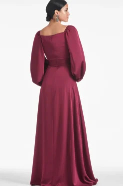 Sachin & Babi Winter|Evening<Bryant Gown -